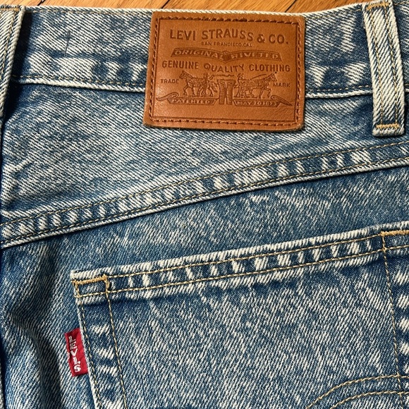 Levi’s denim skirt - Picture 5 of 7